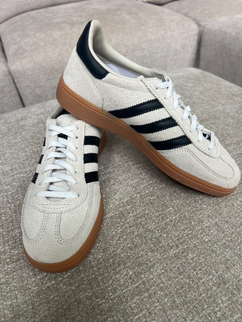 WOMENS ADIDAS HANDBALL SPEZIAL - Picture 2 of 5